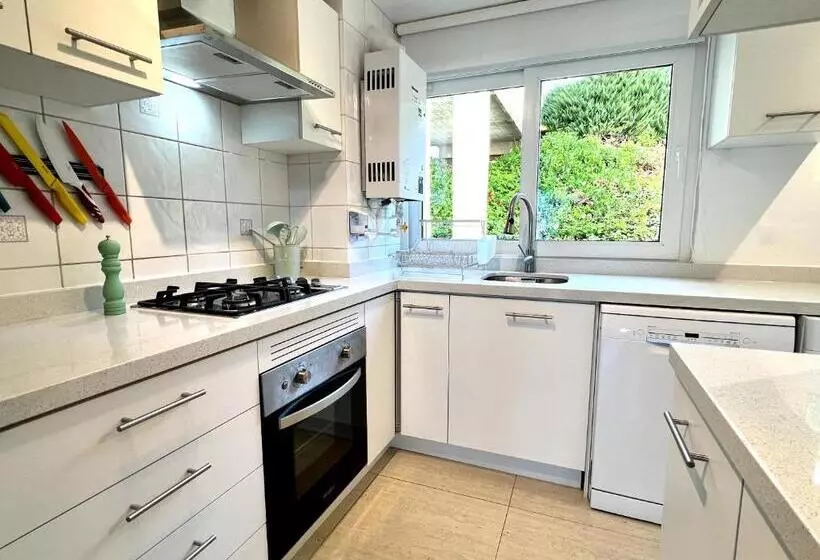 Puerto Velero Primera Línea Primer Piso Con Jardín, Piscina Y Playa! 2pax