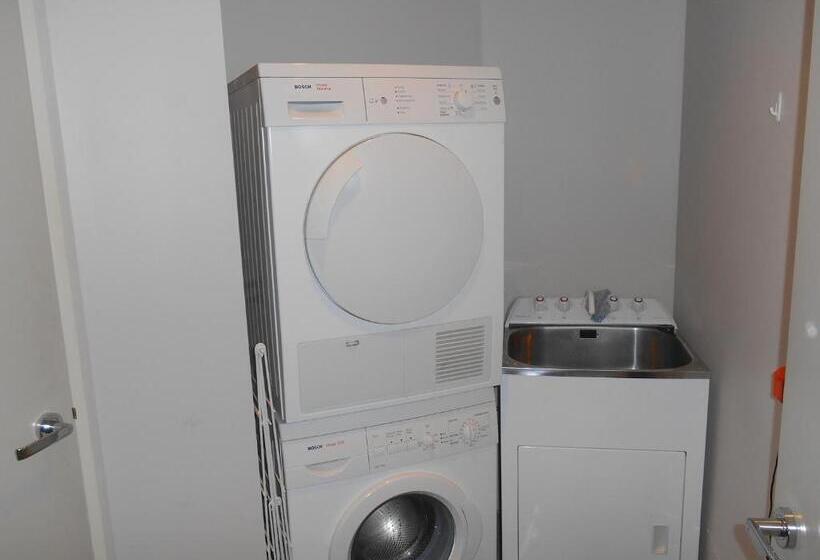 Absolute Waterfront, Tauranga Apartment