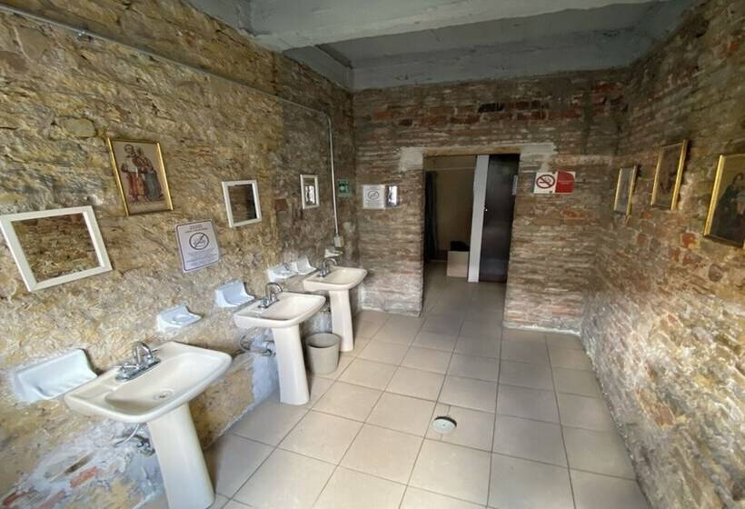 هاستل Hostal Casa De Arcos