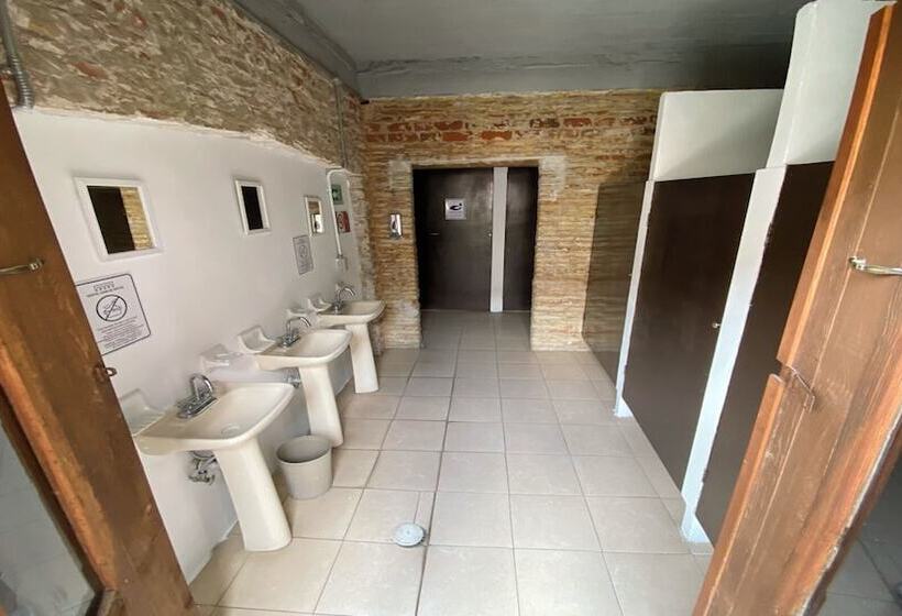 هاستل Hostal Casa De Arcos