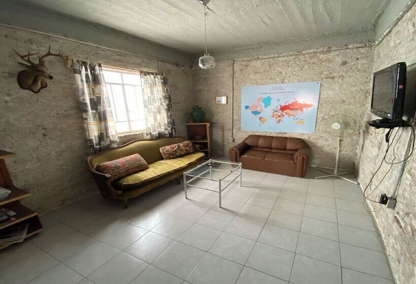 هاستل Hostal Casa De Arcos