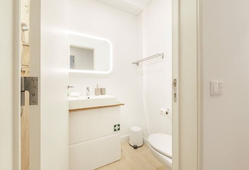 Green Apartment By Olala Homes