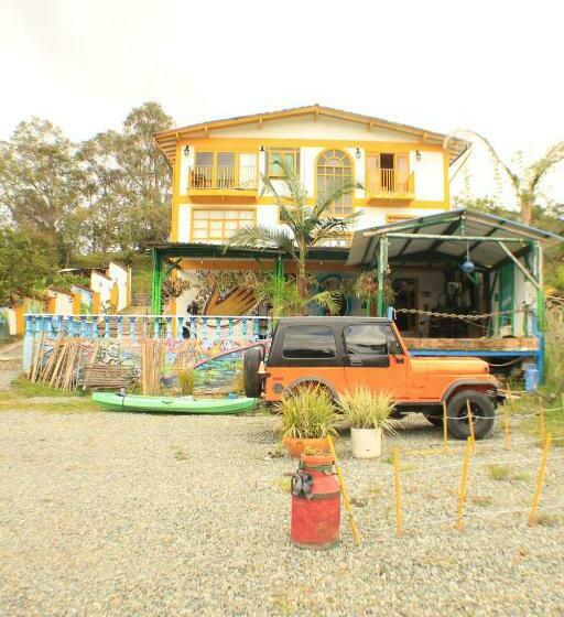 בית מלון כפרי Alegria Hostel Boutique