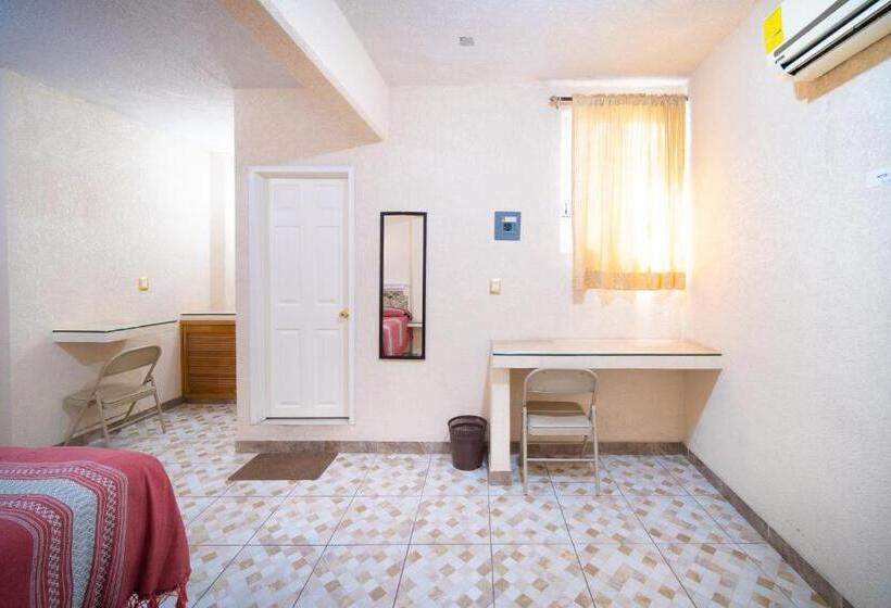 هتل Peninsula Stays Executive