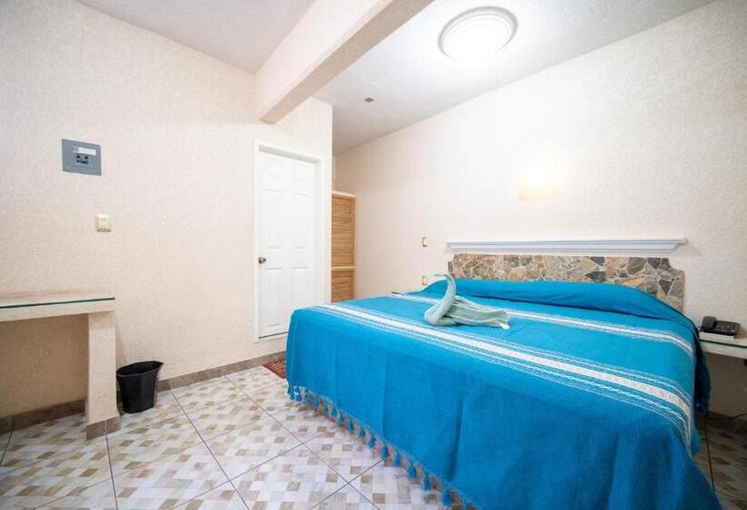 בית מלון כפרי Peninsula Stays Executive