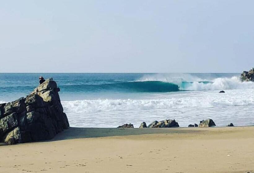 בית מלון כפרי Peninsula Stays Executive