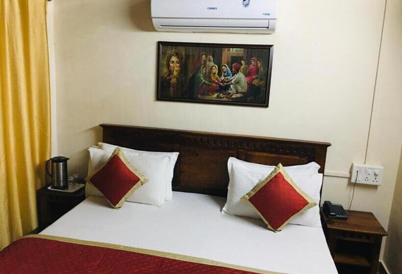 פנסיון Rose Cottage A Heritage Retreat