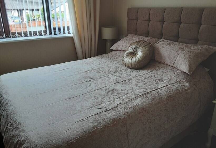 3 Bed Bungalow Near Conwy Valley Close To Castle