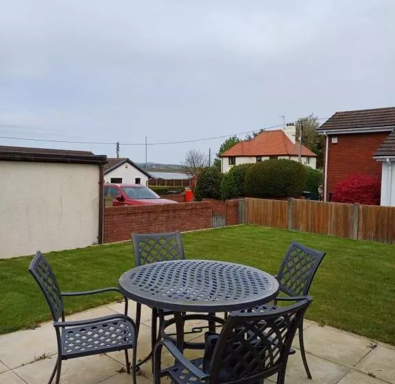 3 Bed Bungalow Near Conwy Valley Close To Castle