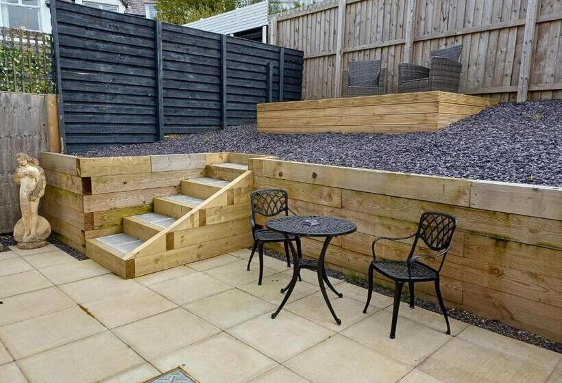 3 Bed Bungalow Near Conwy Valley Close To Castle