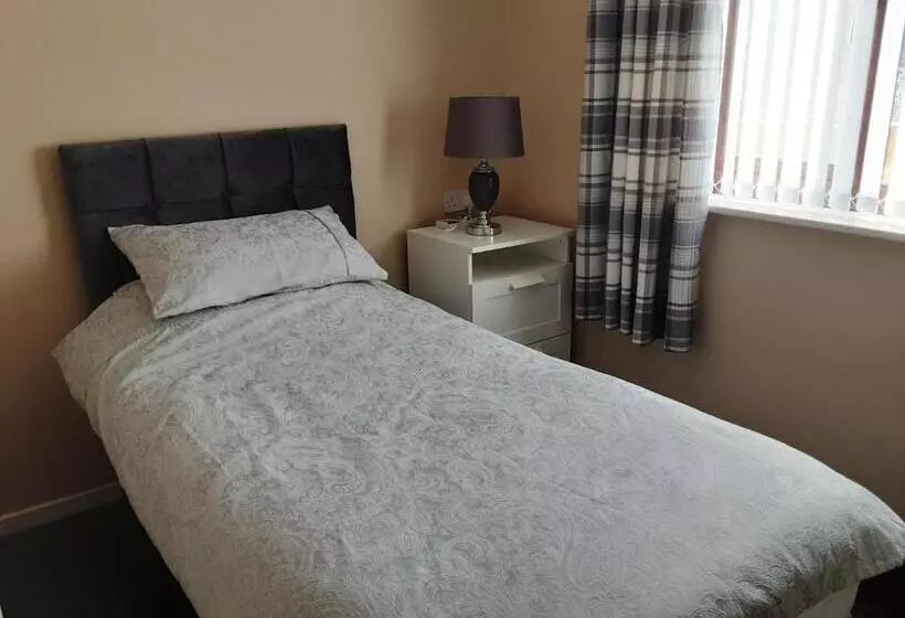 3 Bed Bungalow Near Conwy Valley Close To Castle