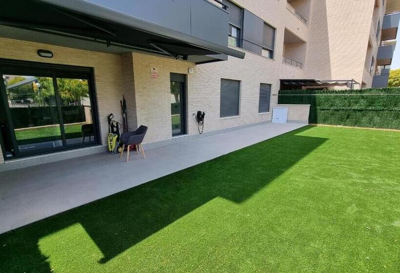 Apartamento Diseño Con Jardín Privado A 100 Metros Del Mar