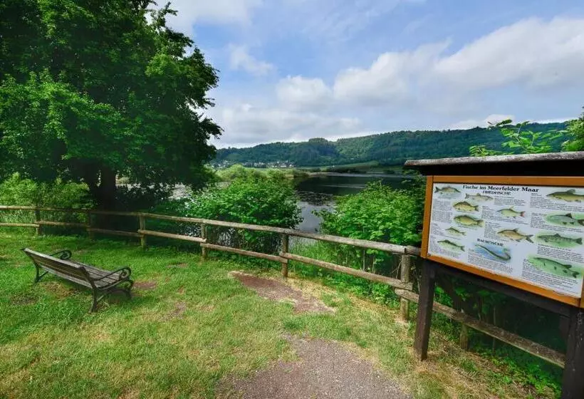 Der Eifel Perle Manderscheid
