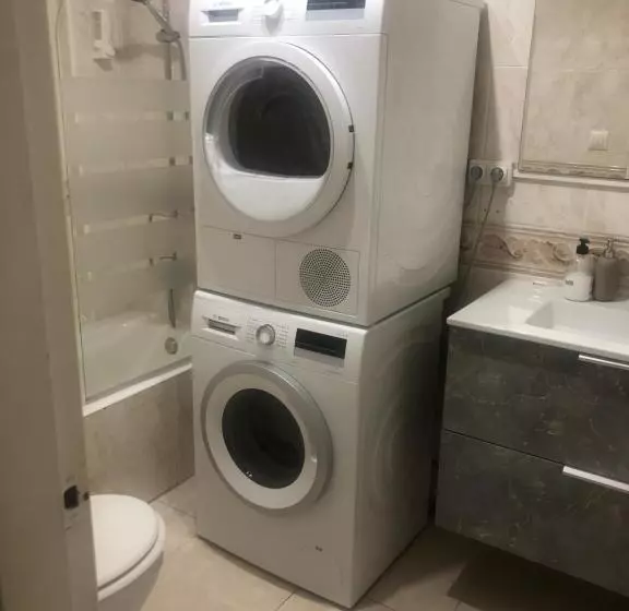 Fresh Apartment, 2 Bedroom, 2 Bathroom, 2 Lovely Poolareas