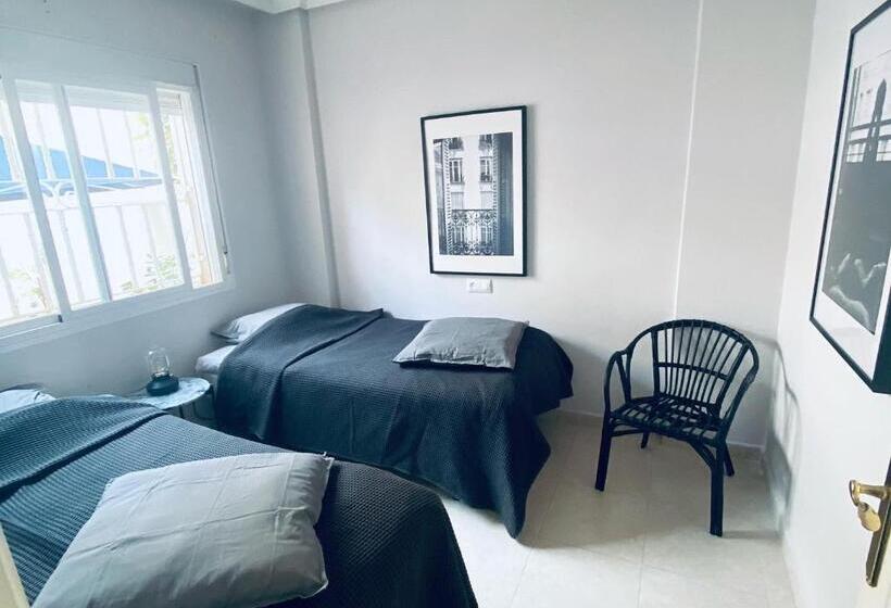 Fresh Apartment, 2 Bedroom, 2 Bathroom, 2 Lovely Poolareas