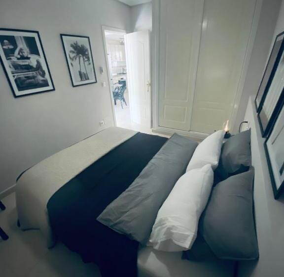 Fresh Apartment, 2 Bedroom, 2 Bathroom, 2 Lovely Poolareas