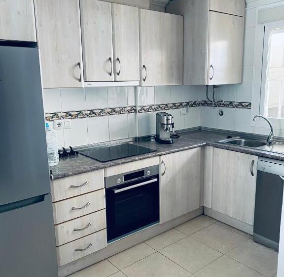 Fresh Apartment, 2 Bedroom, 2 Bathroom, 2 Lovely Poolareas