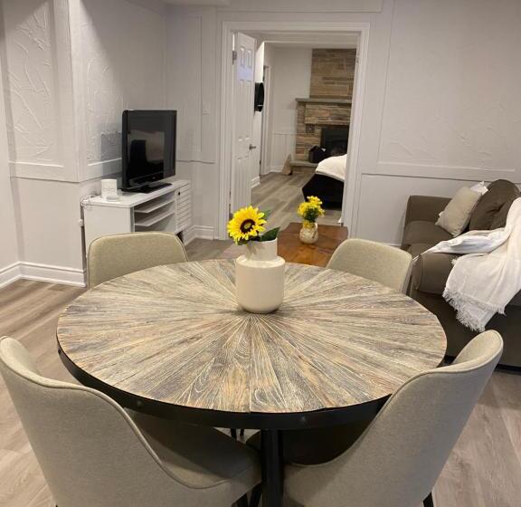 Luxurious And Spacious Apartment With 2 Bedrooms And 2 Baths