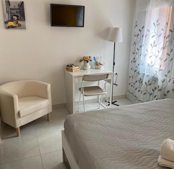 پانسیون Laguna Blu Camera Sole Con Terrazza Panoramica In Comune