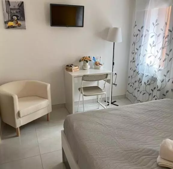 Majatalo Laguna Blu Camera Sole Con Terrazza Panoramica In Comune