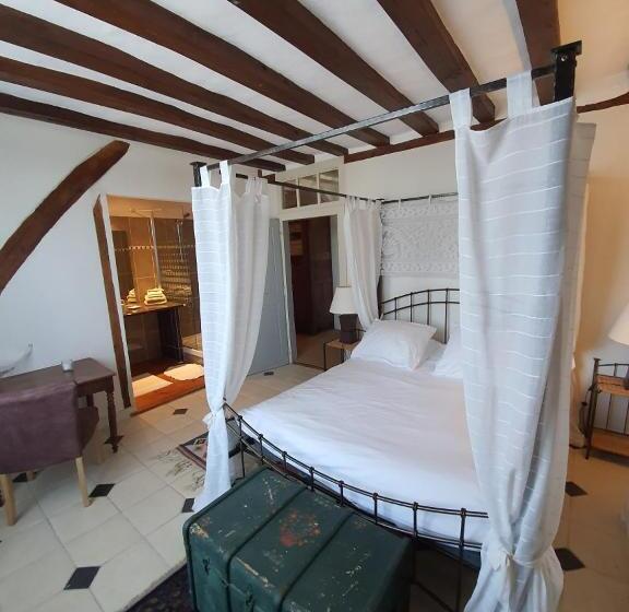 ベッドアンドブレックファースト Le Presbytère De La Cite Royale De Loches