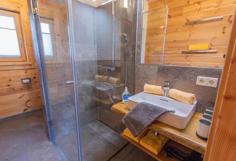 Chalet Huber By Alpenidyll Apartments