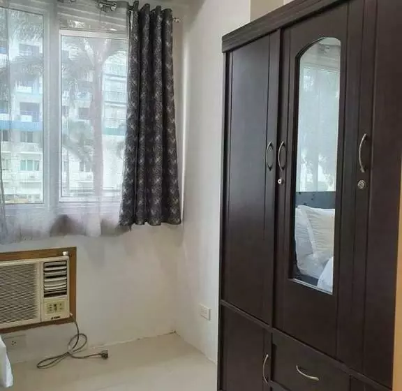 ホテル Vangie S Place At Sea Residences