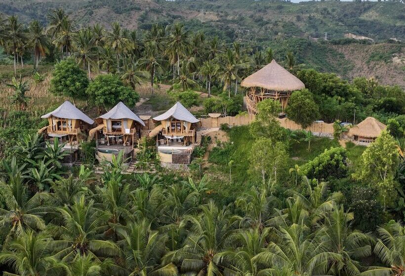 Kalma Bamboo Eco Lodge