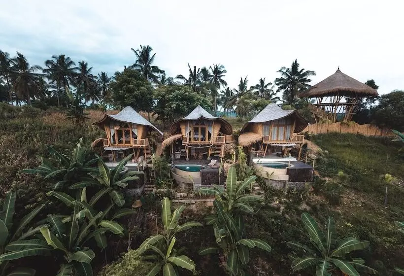 Kalma Bamboo Eco Lodge