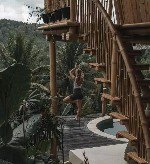 Kalma Bamboo Eco Lodge