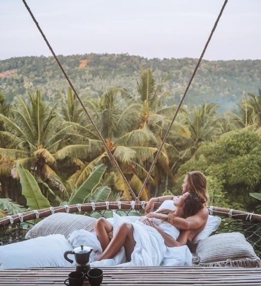 Kalma Bamboo Eco Lodge