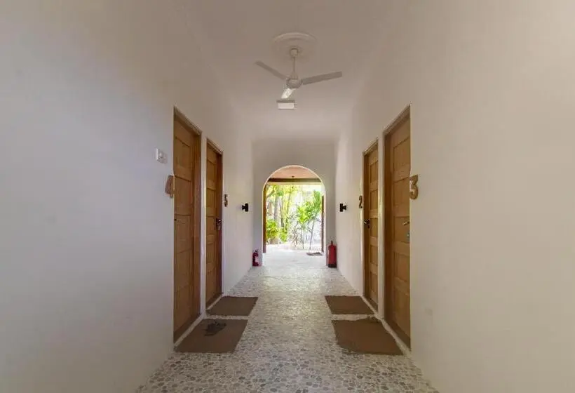 پانسیون Noorani Retreat Dhiffushi