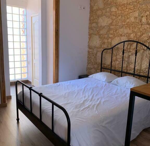 פנסיון Quimpecável