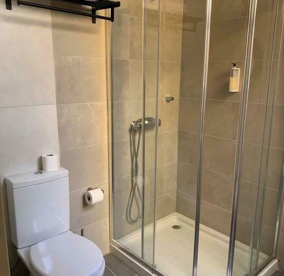 פנסיון Quimpecável