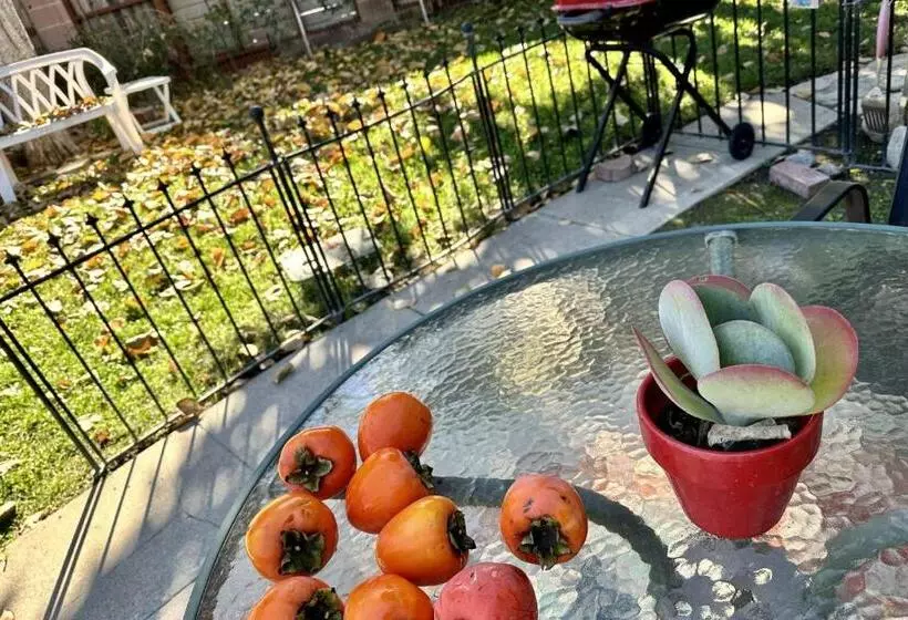 Persimmon Cottage