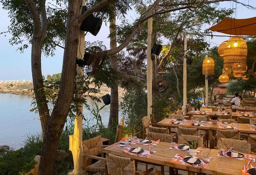 Villa Serena Springs By Ezoria Villas