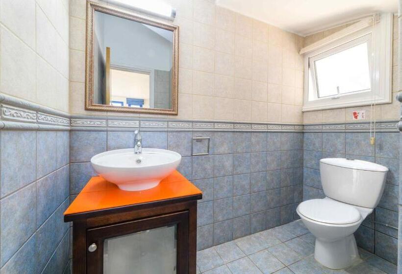 Villa Serena Springs By Ezoria Villas