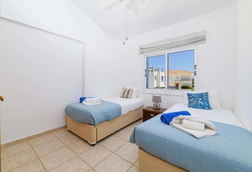 Villa Serena Springs By Ezoria Villas