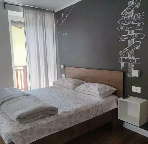 تختخواب و صبحانه Casa Pitem