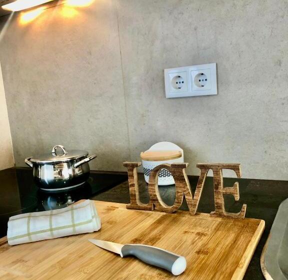 City Break By Staysalmar