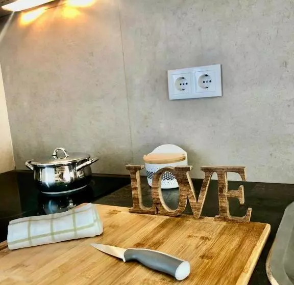 City Break By Staysalmar