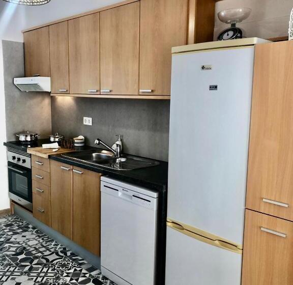 City Break By Staysalmar