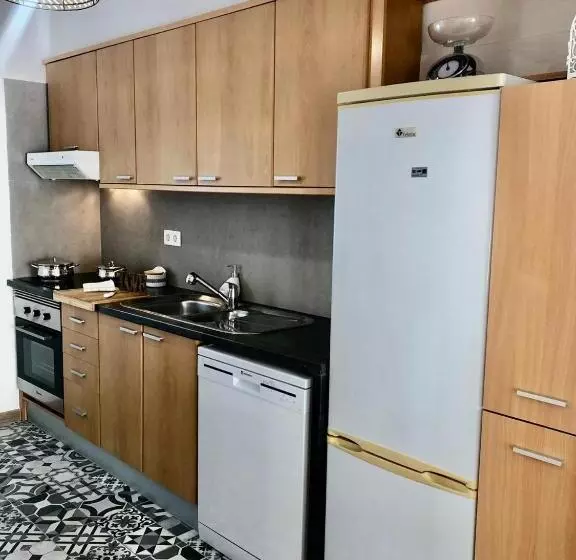 City Break By Staysalmar