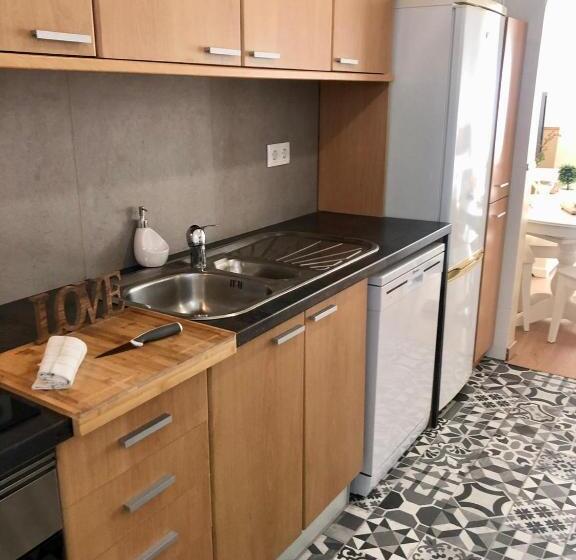 City Break By Staysalmar