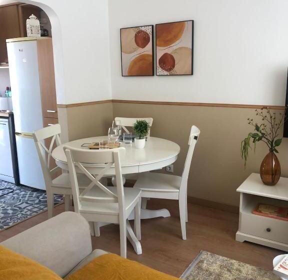 City Break By Staysalmar