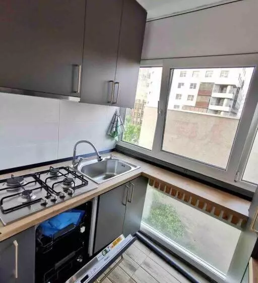 Lovely 3 Bedroom Apartment In The City Center