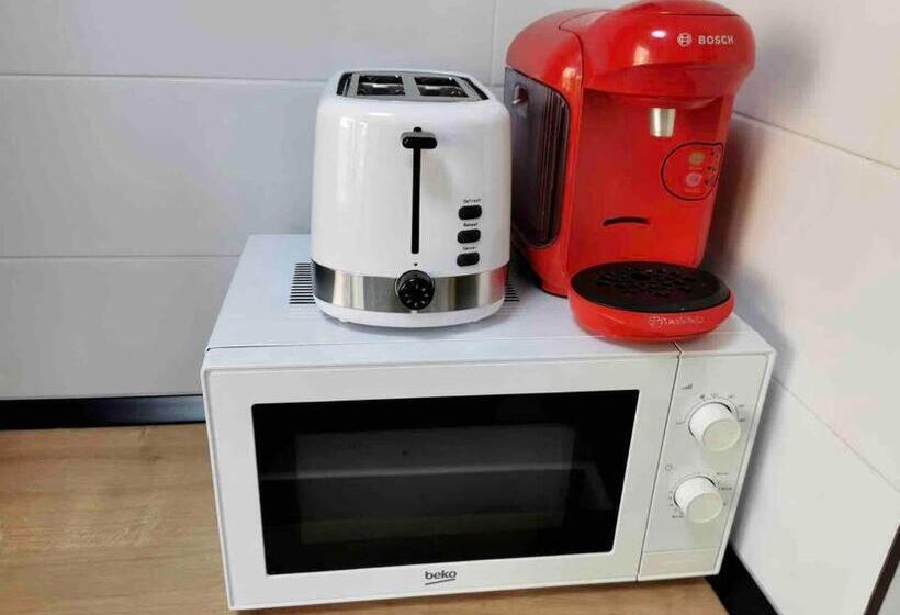 Lovely 3 Bedroom Apartment In The City Center