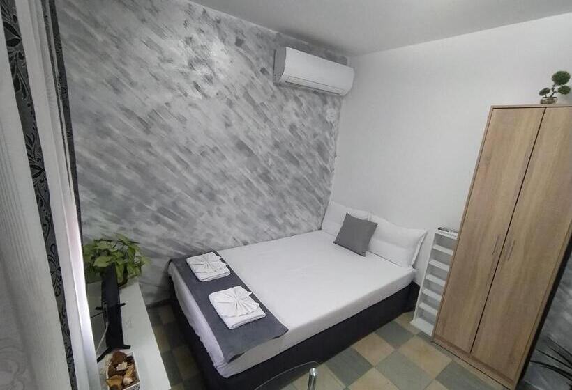 Pensiune каламанди