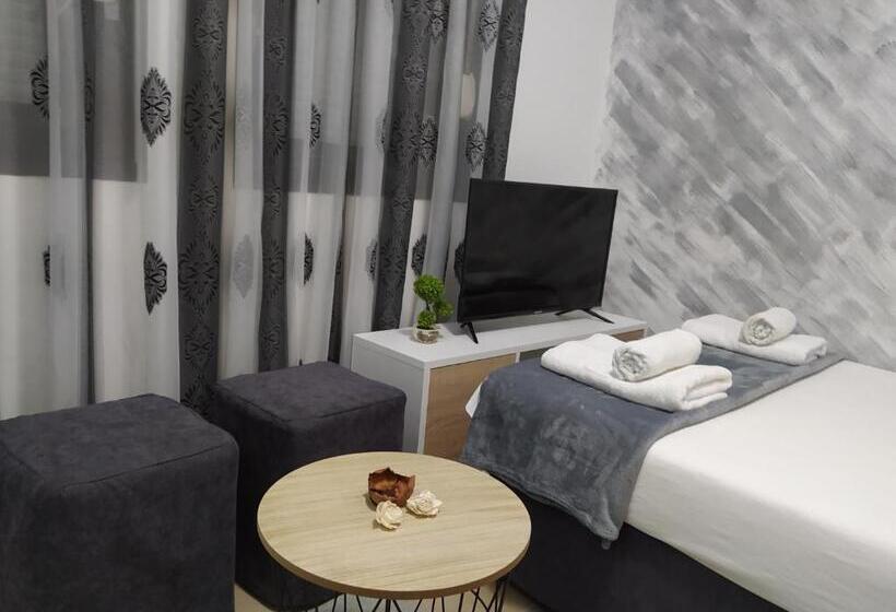 Pensiune каламанди