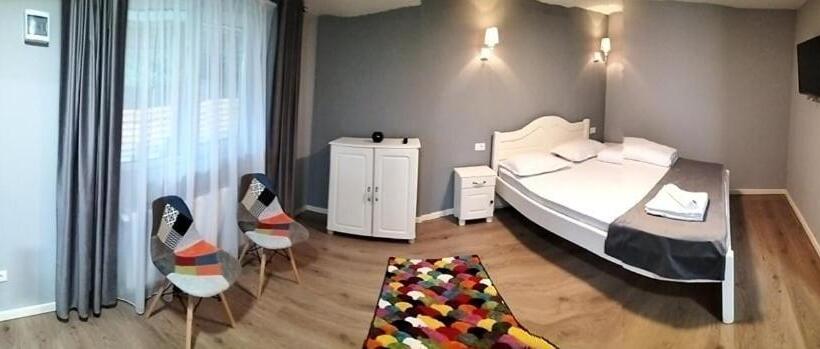 پانسیون Casa Justin